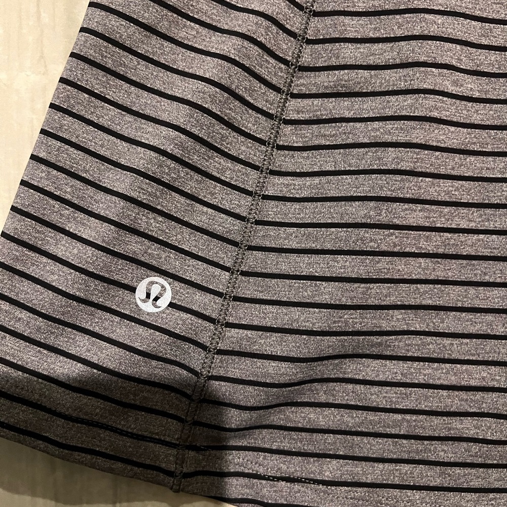 Lululemon - Picture 5 of 5